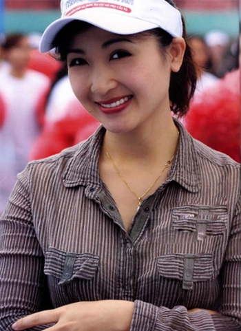 Tiểu sử diễn viên Khánh Huyền