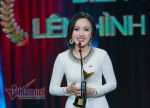 BTV Hoài Anh  nhận giải Biên tập viên lên hình ấn tượng